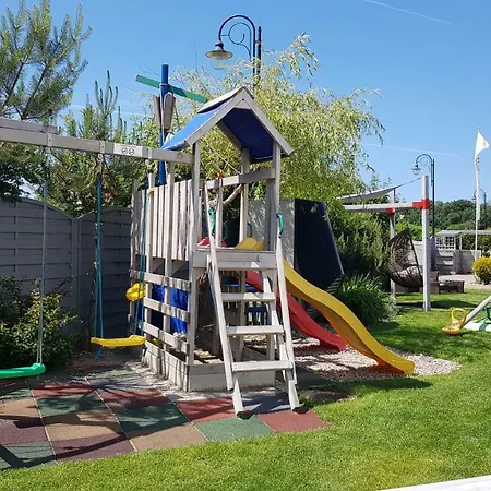 Akwamaryn Semesterpark 3*