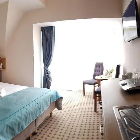 Akwamaryn 3* נישורזה