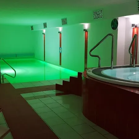 Akwamaryn ニエホジェ